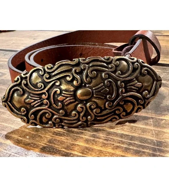 Women's Brown Leather Belt with Ornate Gold-Tone Decorative Buckle - Picture 3 of 12
